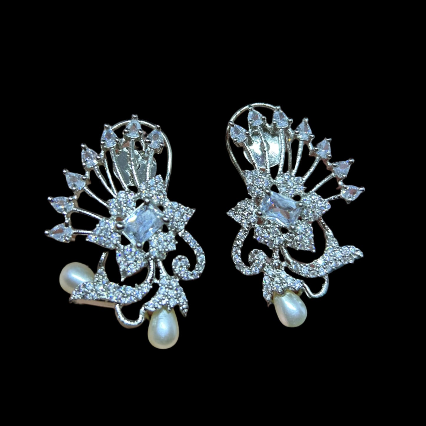 AD ear studs | earrings