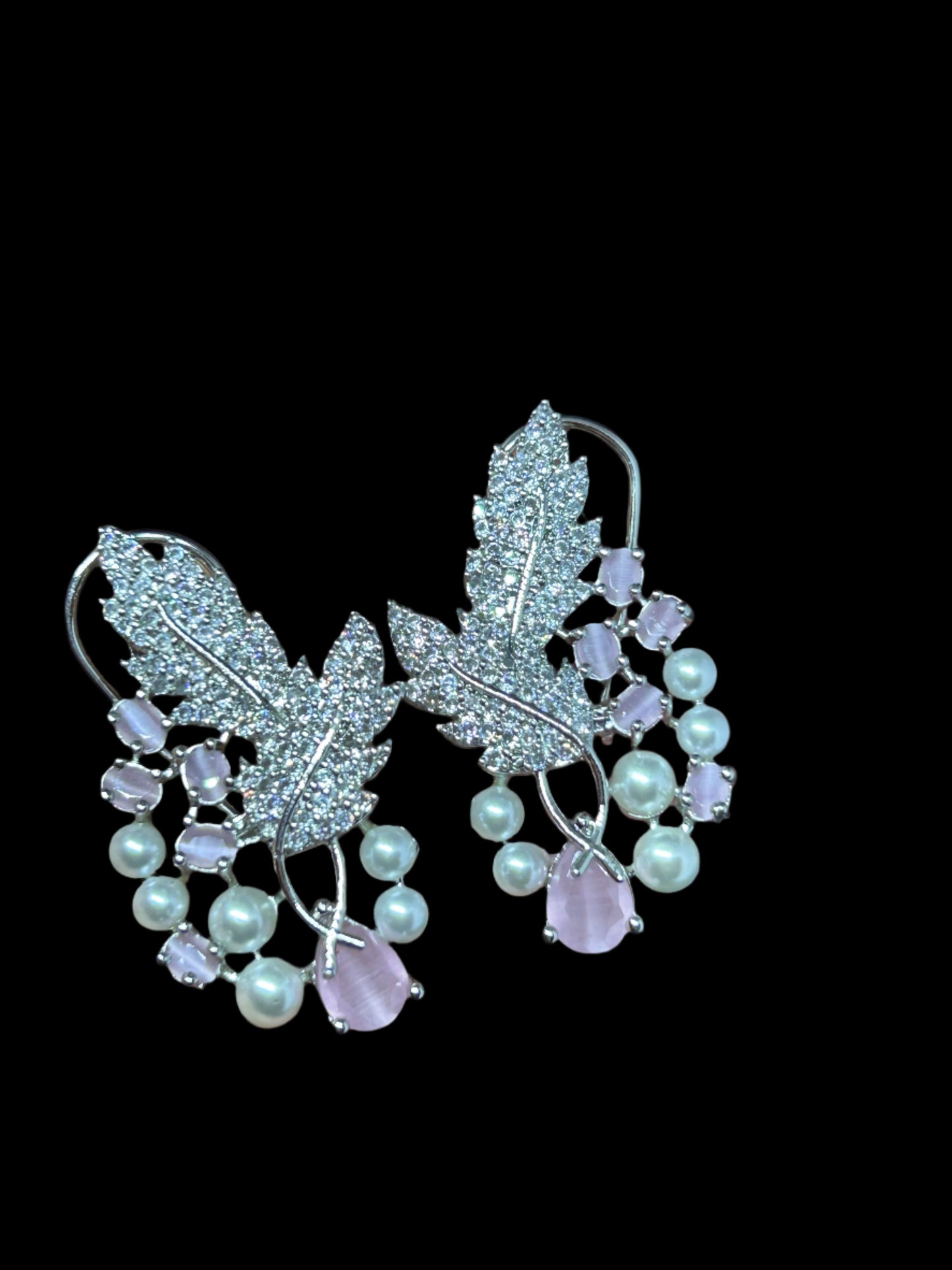 AD ear studs | earrings