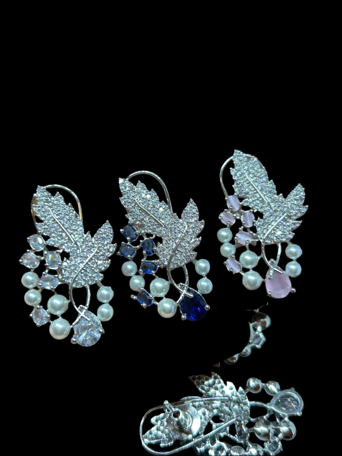 AD ear studs | earrings