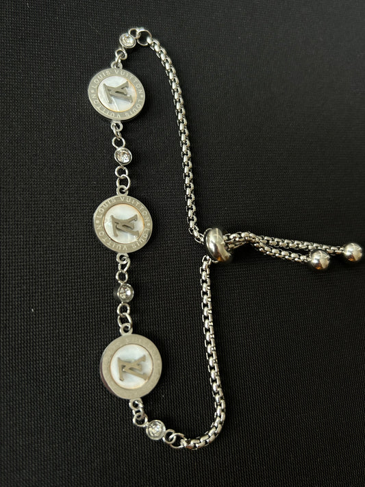 Stainless steel bracelet