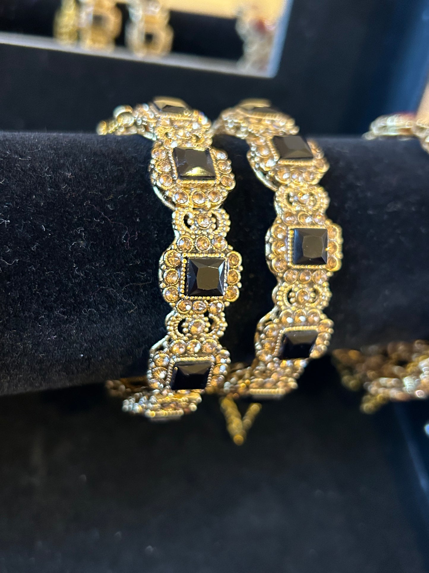 2 pcs Openable bangels | Kara